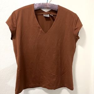 📛REDUCED 📛Chicos V-neck size 2 brown T-shirts